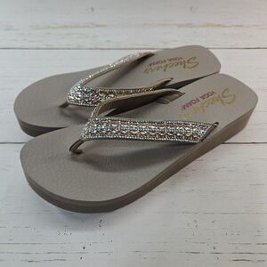 Skechers Vinyasa Glory Day Womens 10 Taupe Jeweled Platform Thong‎ Sandals 31619